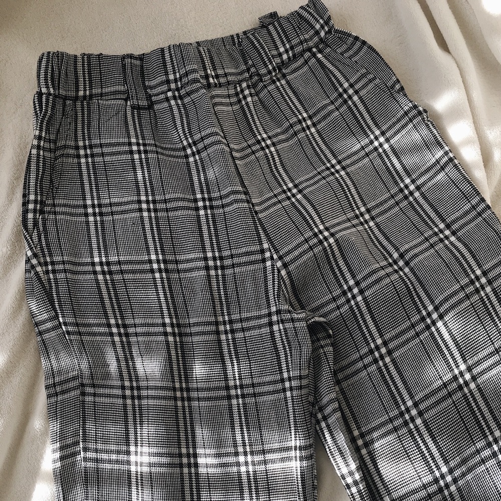 Plaid pants 💄